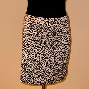 Forever 21 Leopard-Print Fitted Mini Skirt Size S